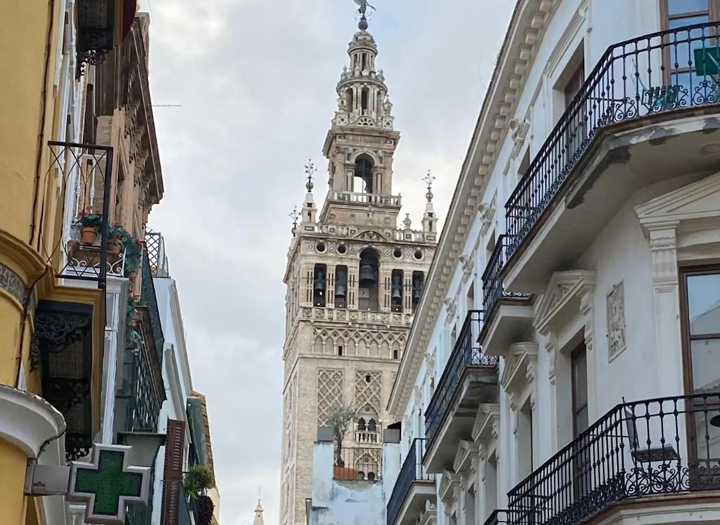 Sevilla Centro Historico Cerca Estacion Ave Spain